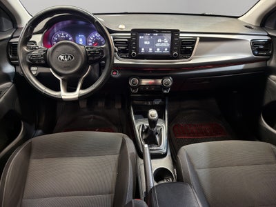 2018 Kia Rio 4 pts. EX, TM6, a/ac. Aut., VE, f. niebla, RA-15 (línea nueva)