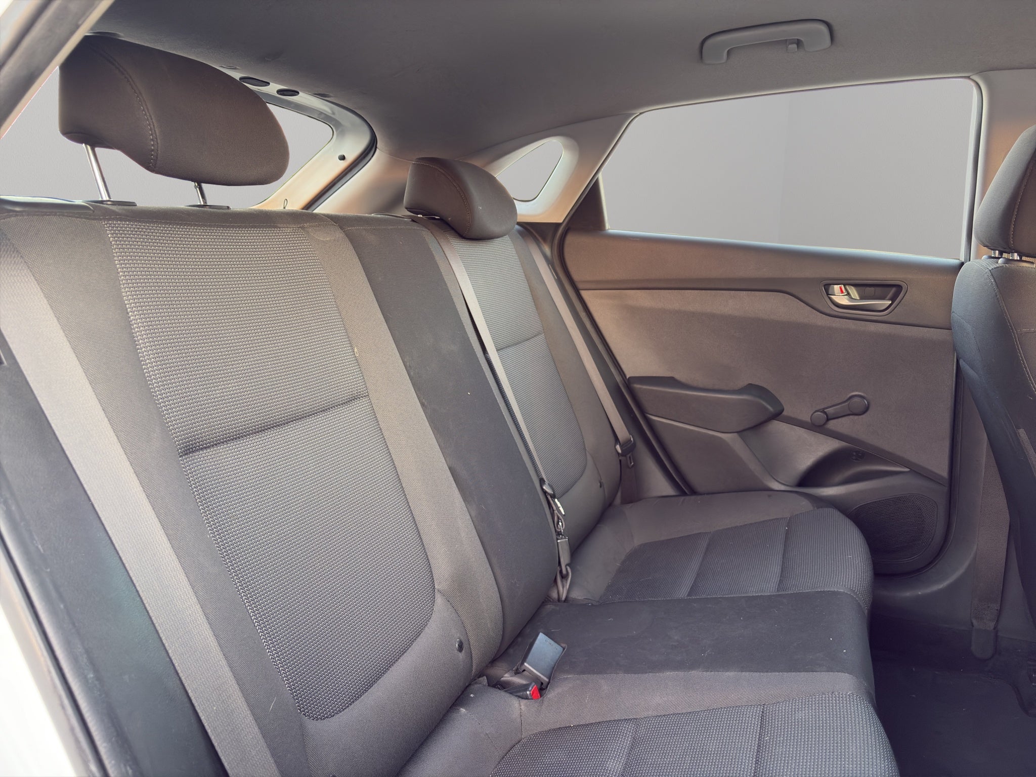 2018 Hyundai Accent 5 pts. HB GL, 1.6l, TA, a/ac., VE del., R-15