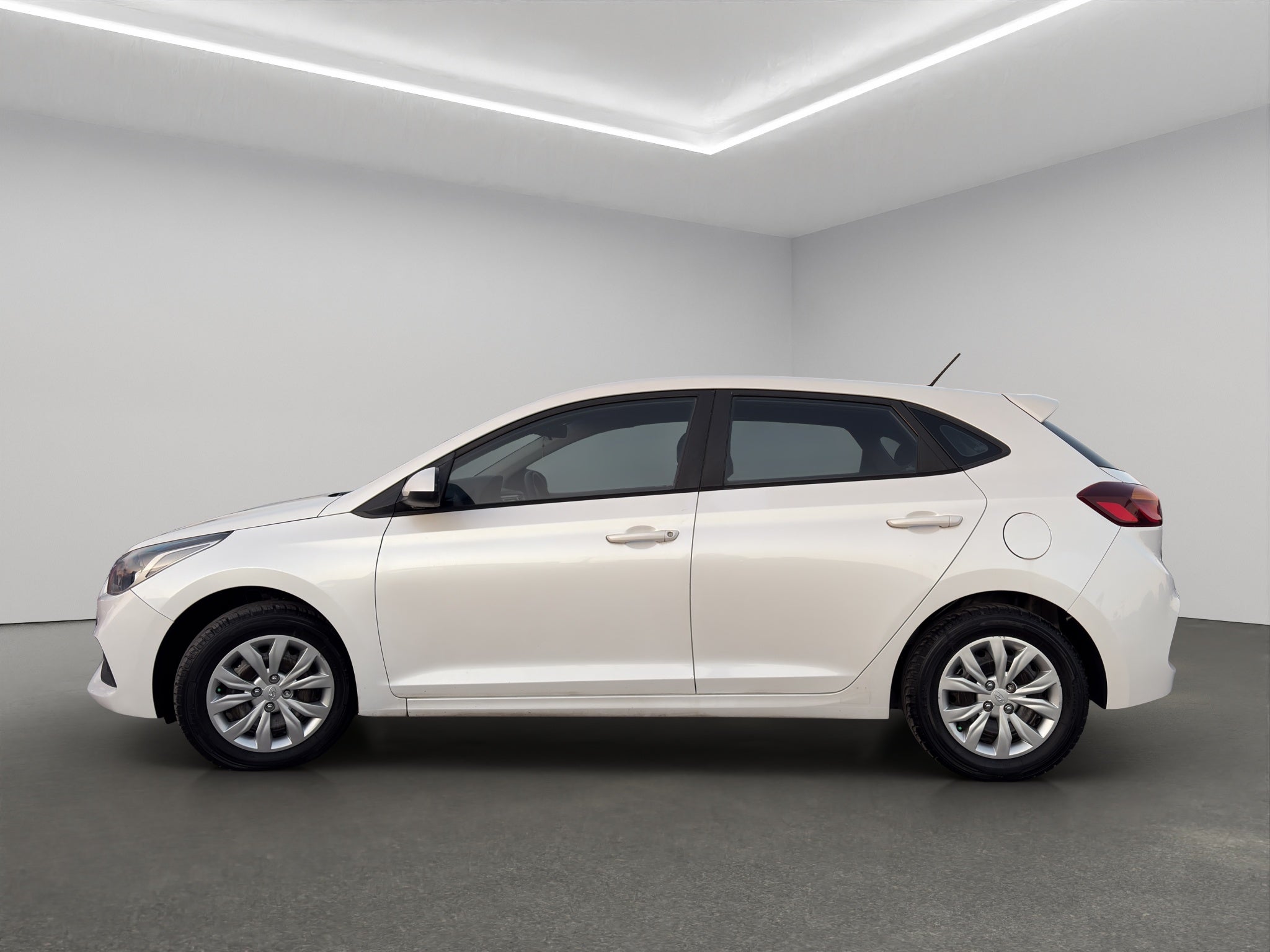2018 Hyundai Accent 5 pts. HB GL, 1.6l, TA, a/ac., VE del., R-15