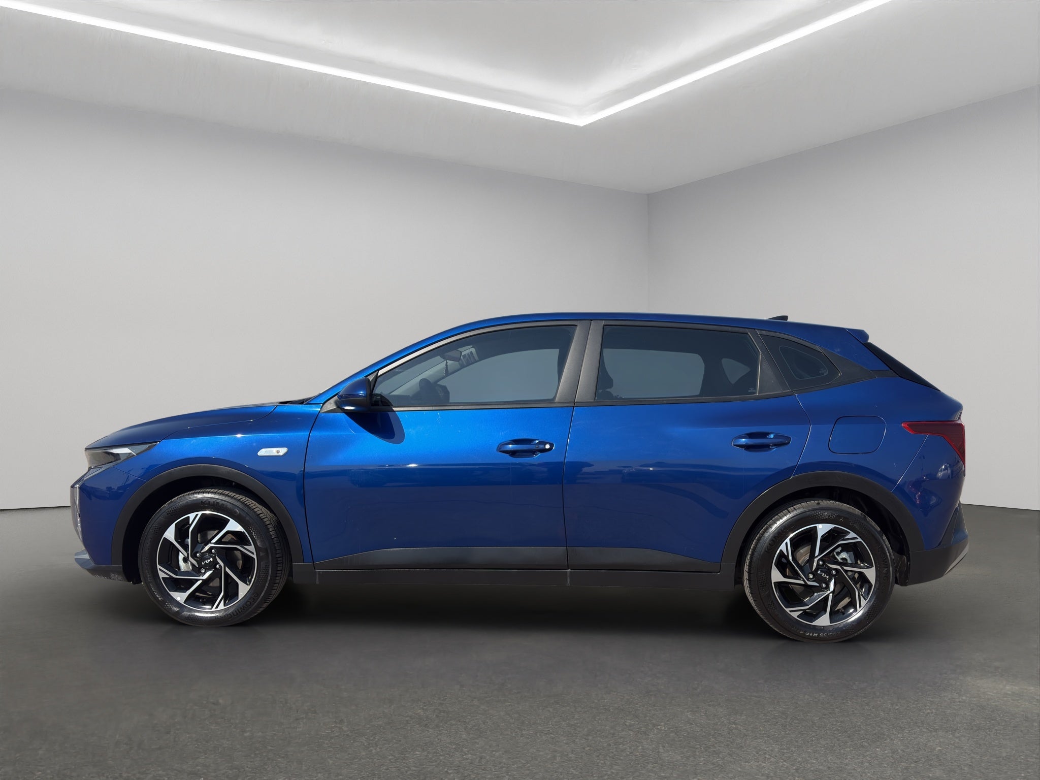 2024 Kia K3 5 pts. HB EX, 1.6l, TA, a/ac., RA-16