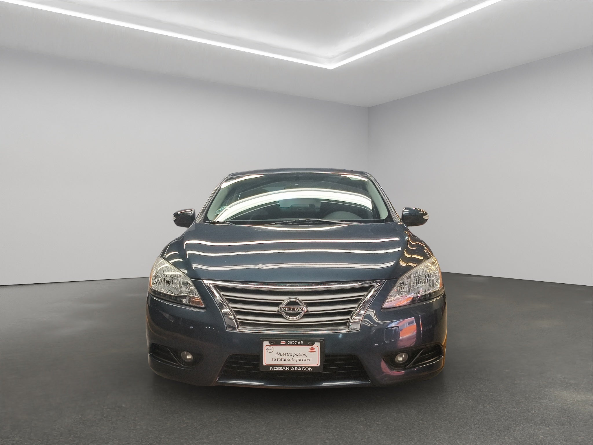 2016 Nissan Sentra 4 pts. Advance, CVT, a/ac., f. niebla, RA-16 (línea anterior)