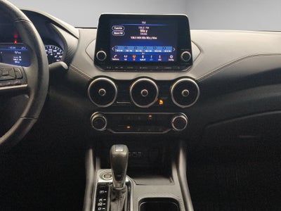 2024 Nissan Sentra 4 pts. Advance, CVT, a/ac., f. niebla, RA-16
