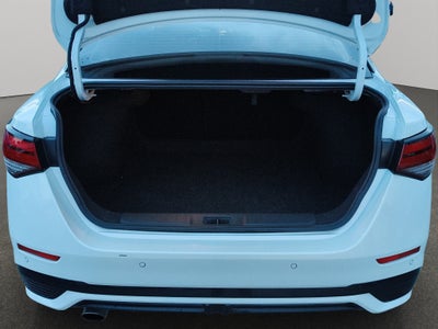 2024 Nissan Sentra 4 pts. SR, TA, a/ac., QC, s. Bose, f. led, RA-18