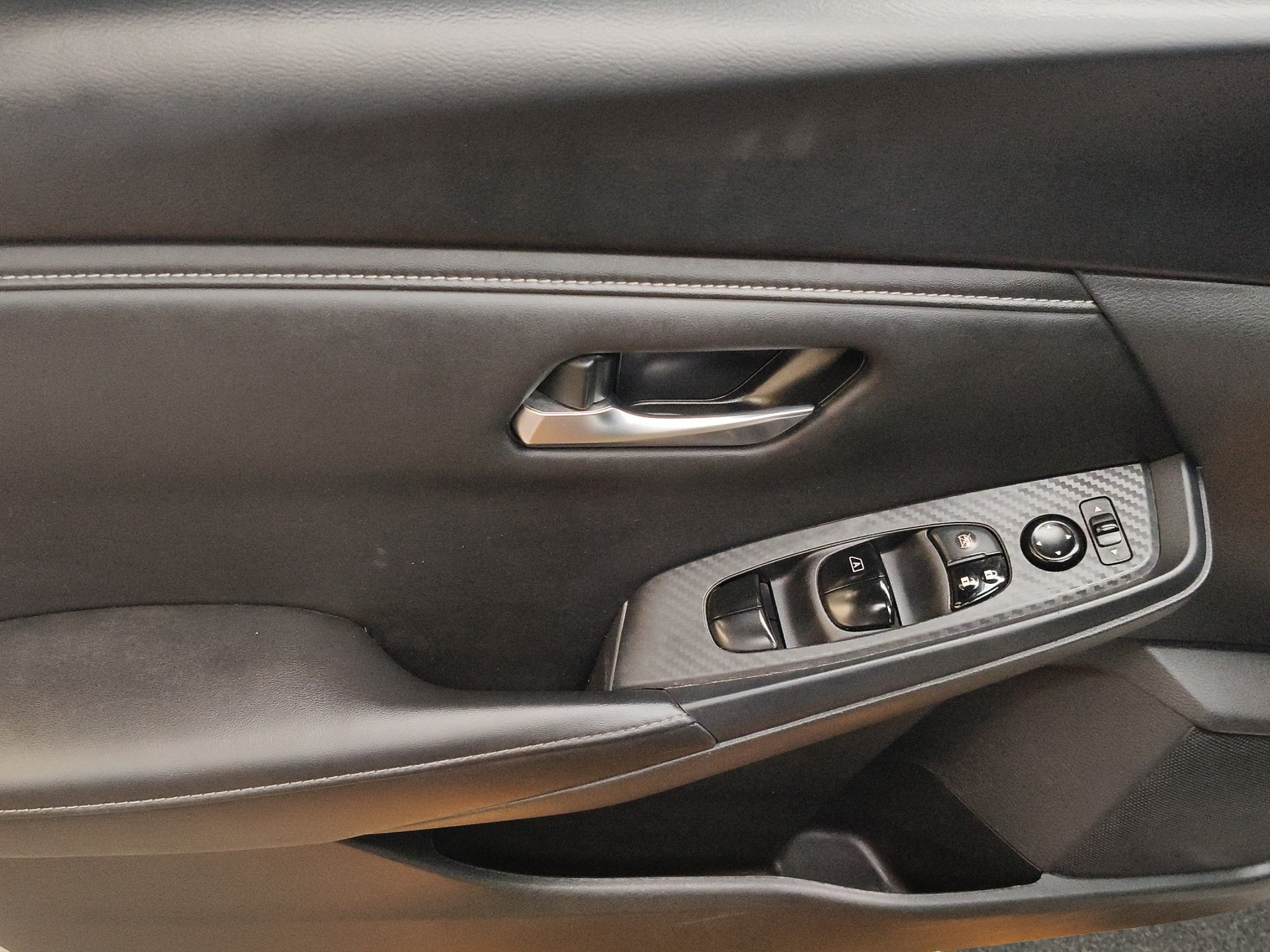 2023 Nissan Sentra 4 pts. Sense, CVT, a/ac., RA-16