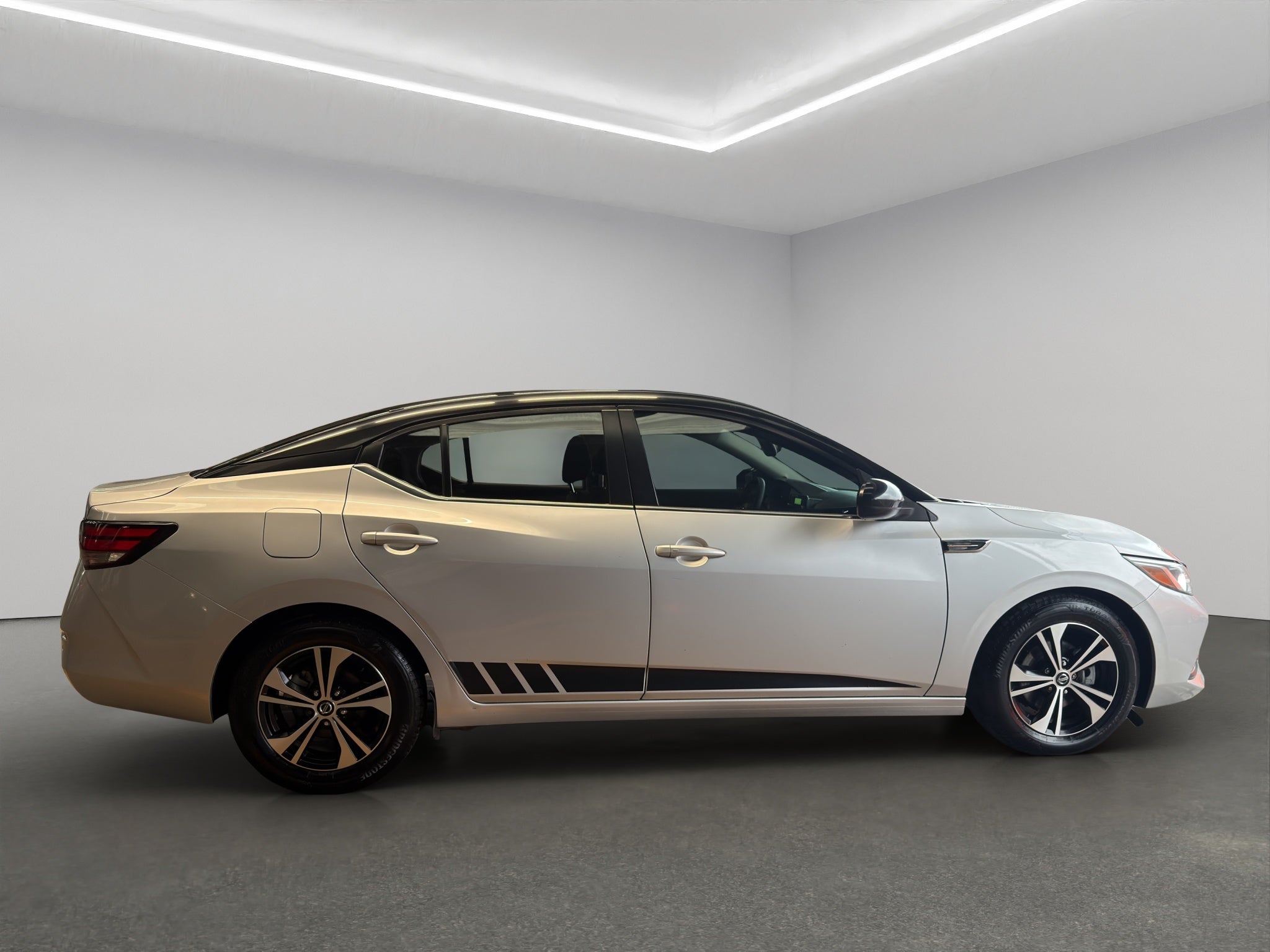 2020 Nissan Sentra 4 pts. Sense, CVT, a/ac., RA-16 (línea nueva)
