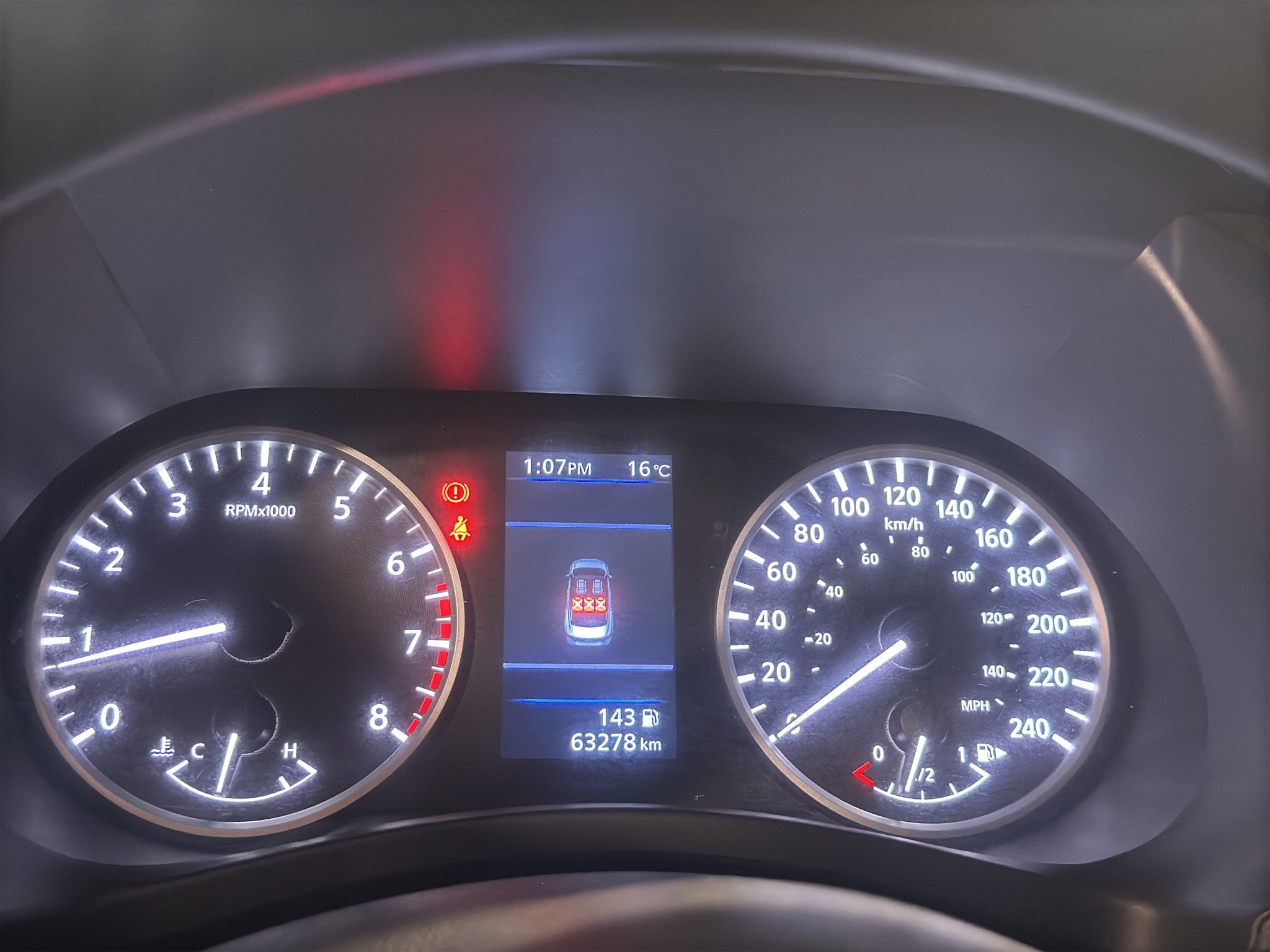 2023 Nissan Sentra 4 pts. Sense, TM6, a/ac., RA-16