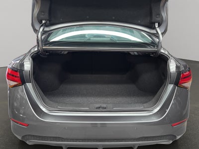 2025 Nissan Sentra 4 pts. Advance, TM6, a/ac., f. niebla, RA-16 (línea anterior)