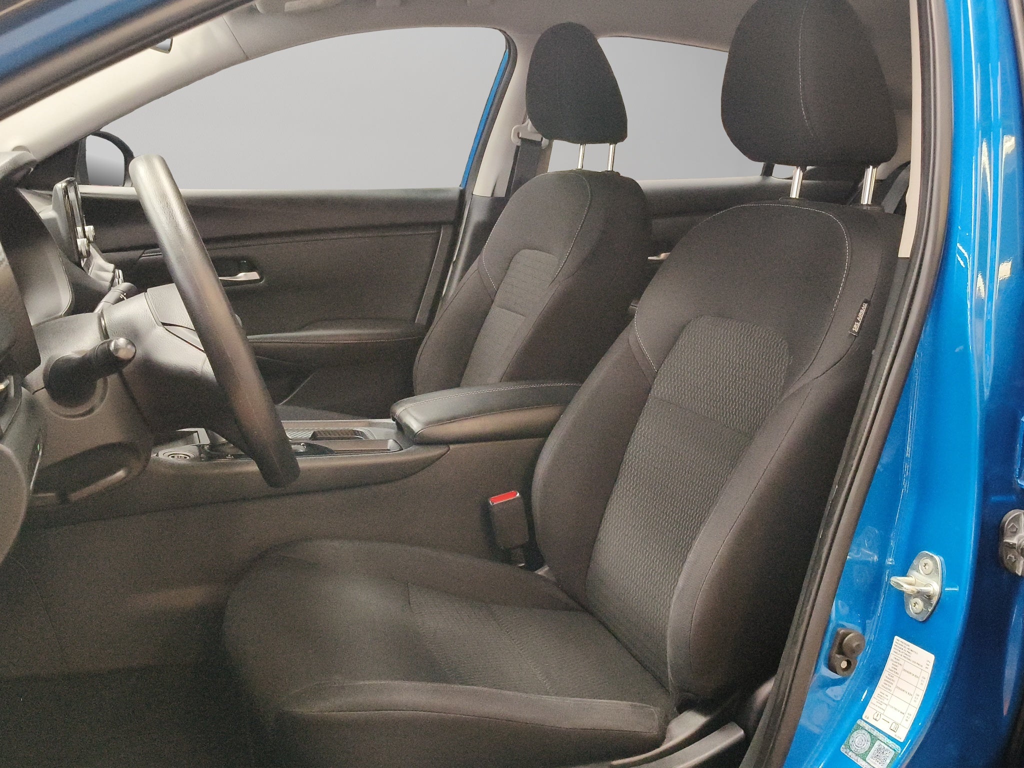 2023 Nissan Sentra 4 pts. Sense, CVT, a/ac., RA-16