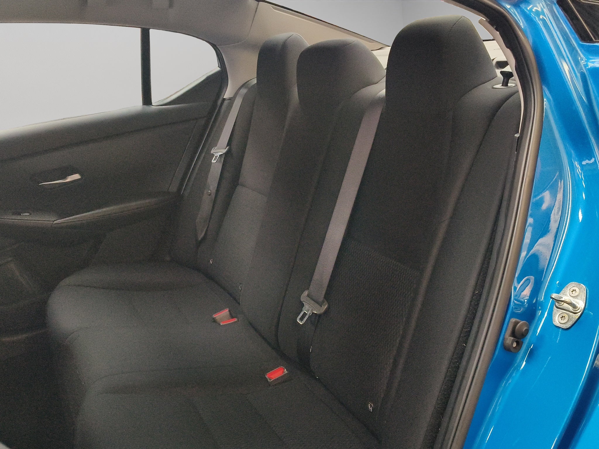 2023 Nissan Sentra 4 pts. Sense, CVT, a/ac., RA-16