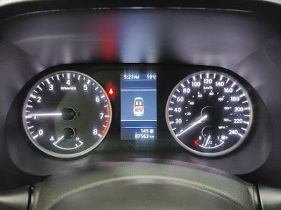 2022 Nissan Sentra 4 pts. Advance, TM6, a/ac., f. niebla, RA-16