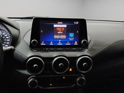 2022 Nissan Sentra 4 pts. Advance, TM6, a/ac., f. niebla, RA-16