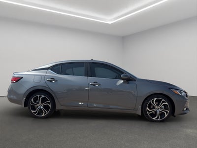 2023 Nissan Sentra 4 pts. Advance, CVT, a/ac., f. niebla, RA-16