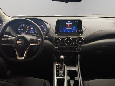 2023 Nissan Sentra 4 pts. Advance, CVT, a/ac., f. niebla, RA-16