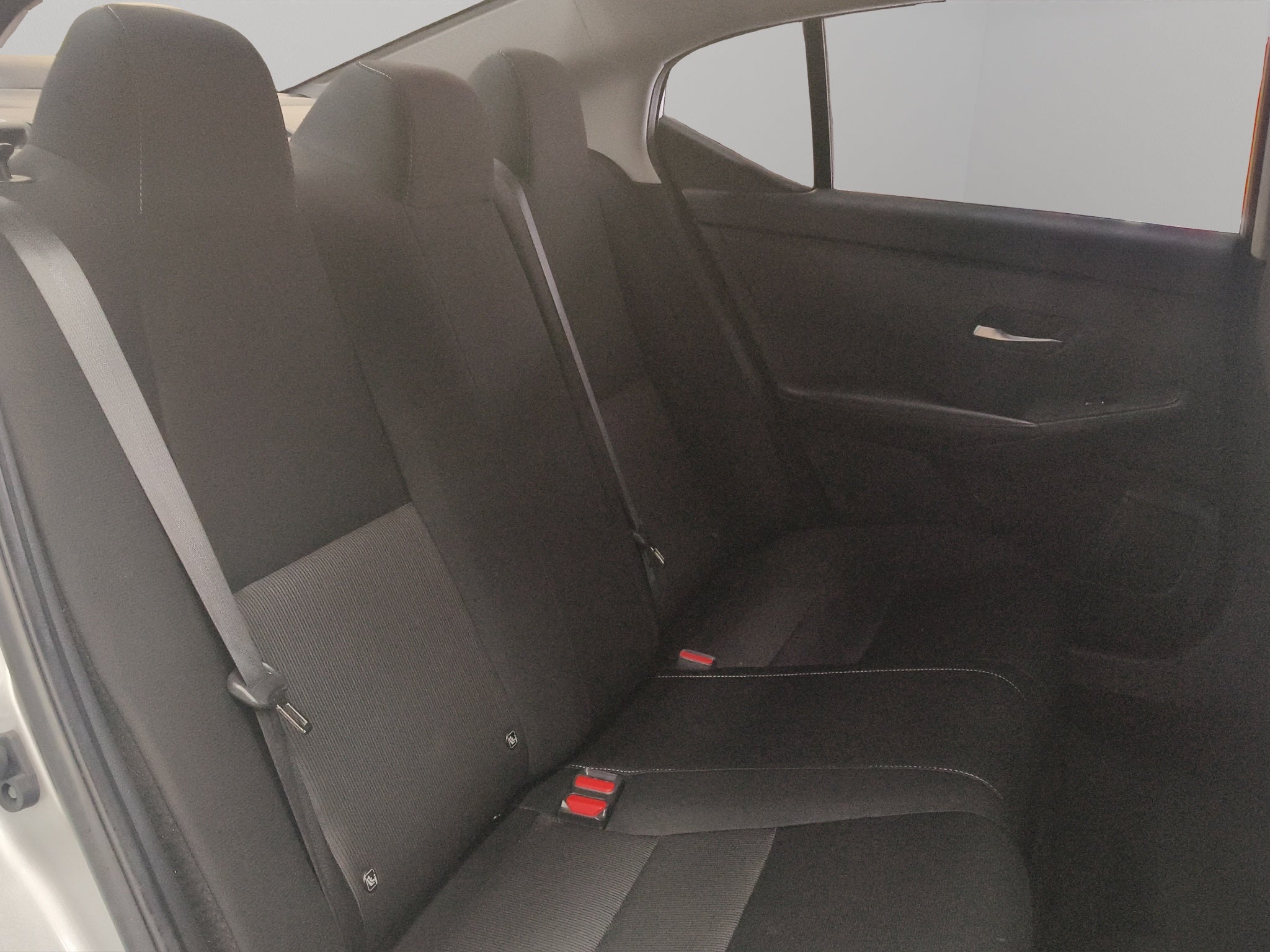 2023 Nissan Sentra 4 pts. Advance, CVT, a/ac., f. niebla, RA-16