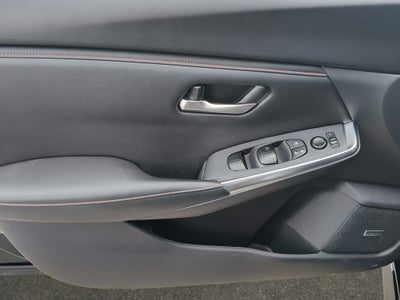 2024 Nissan Sentra 4 pts. SR, TA, a/ac., QC, s. Bose, f. led, RA-18