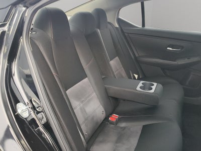 2024 Nissan Sentra 4 pts. SR, TA, a/ac., QC, s. Bose, f. led, RA-18