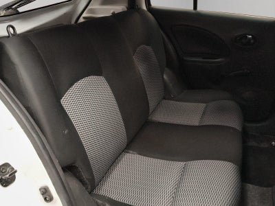 2020 Nissan March 5 pts. HB Sense, TM5, a/ac., CD, Bluetooth, R-14 (línea anterior)