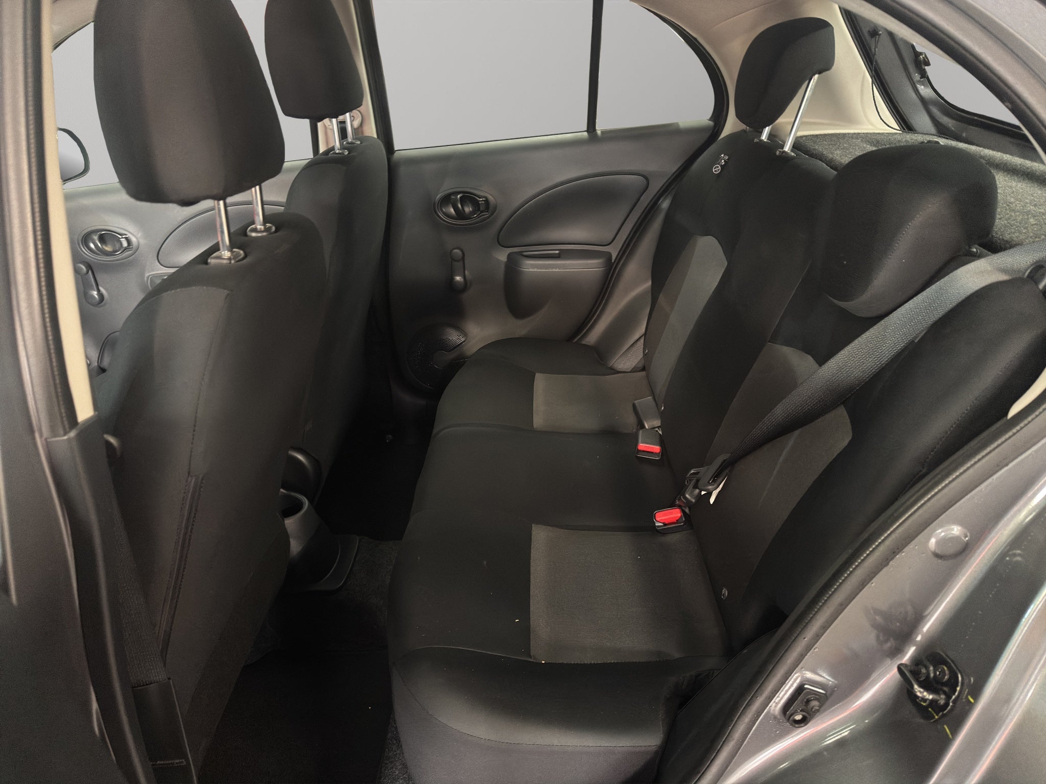 2024 Nissan March 5 pts. HB Sense, TM5, a/ac., R-14