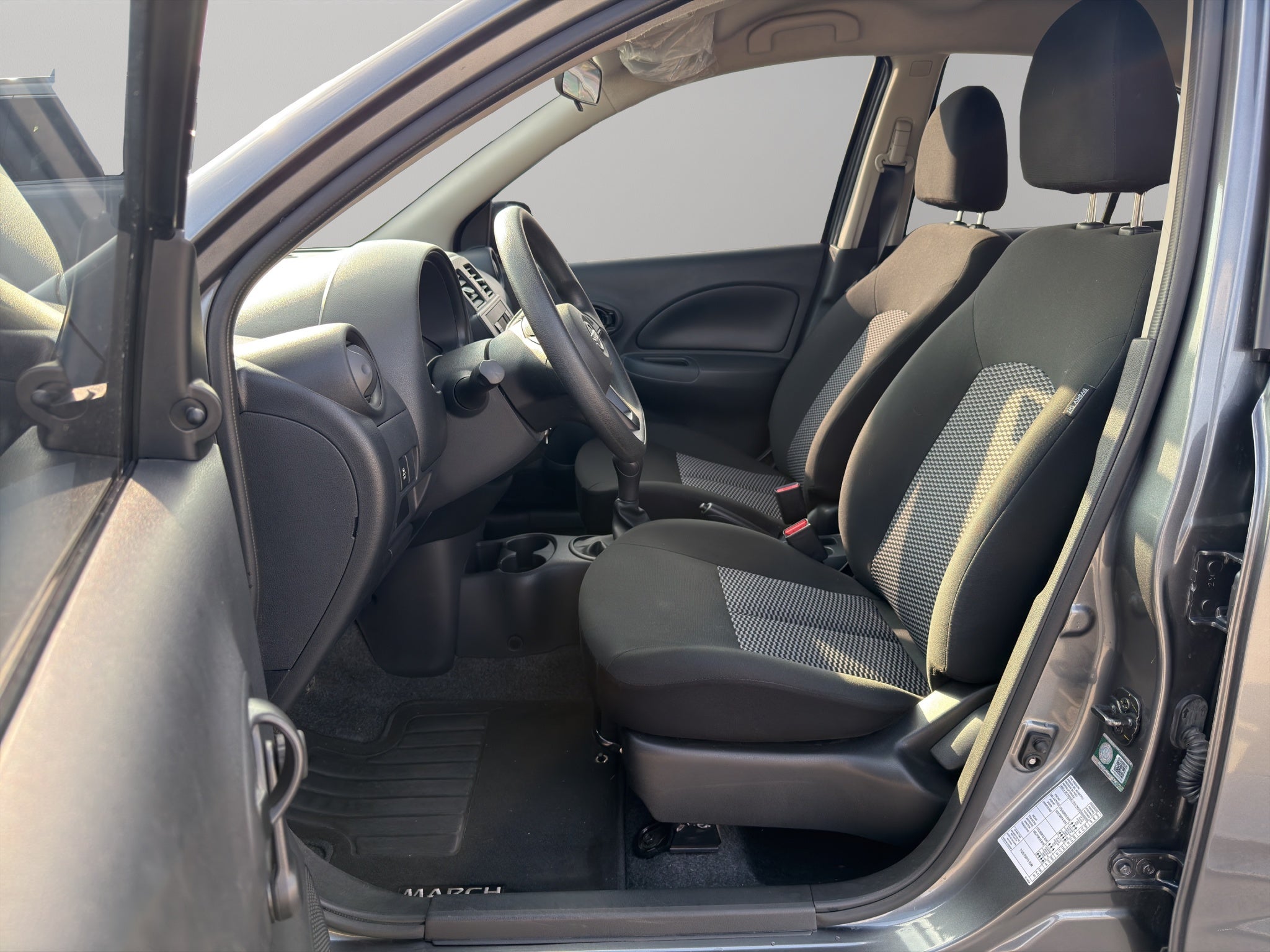 2023 Nissan March 5 pts. HB Sense, TM5, a/ac., R-14