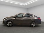 2019 Nissan Versa 4 pts. Advance, TA, a/ac., VE, f. niebla, RA-16 (línea anterior)