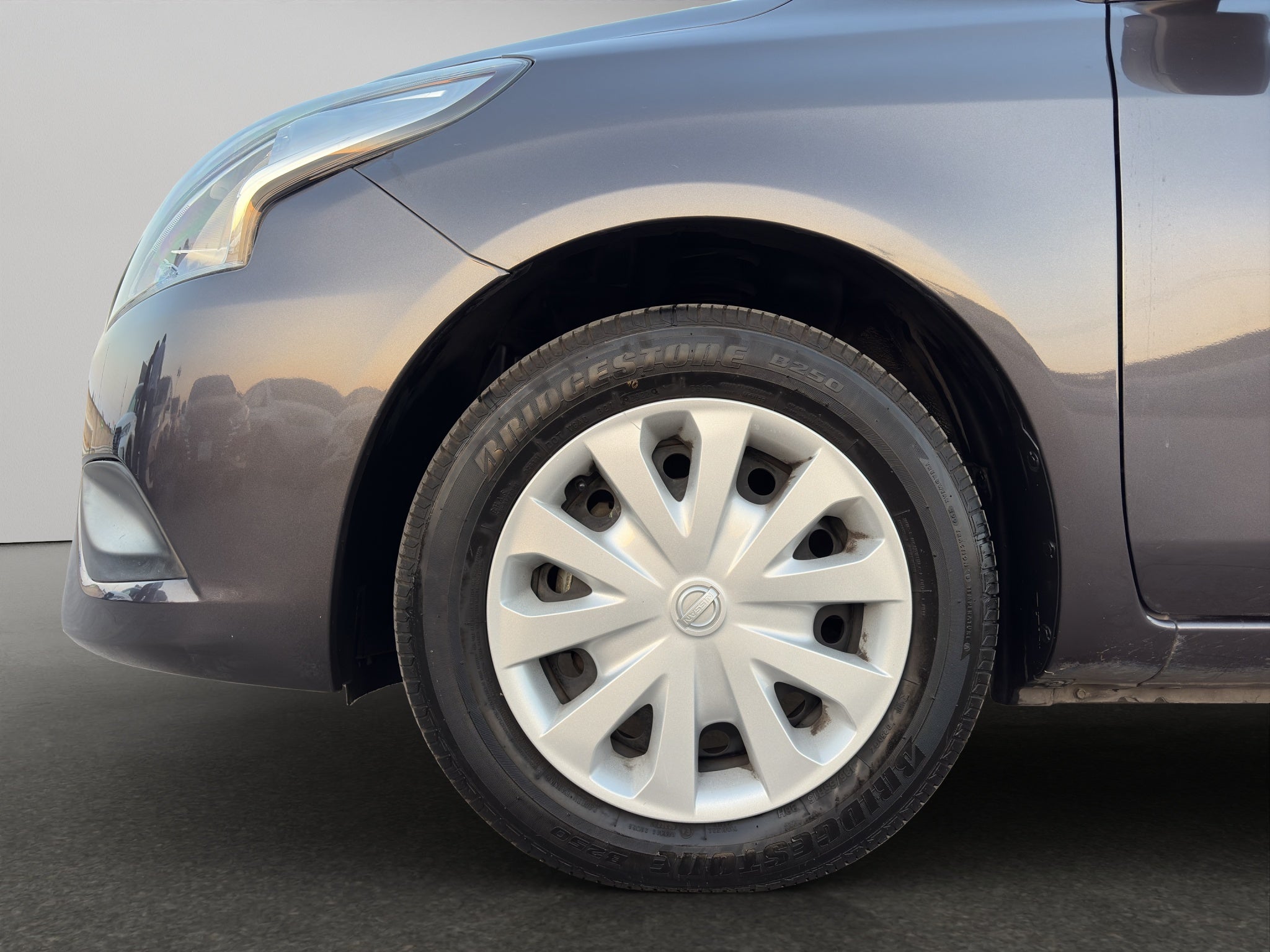 2018 Nissan Versa 4 pts. Sense, TA, a/ac., VE