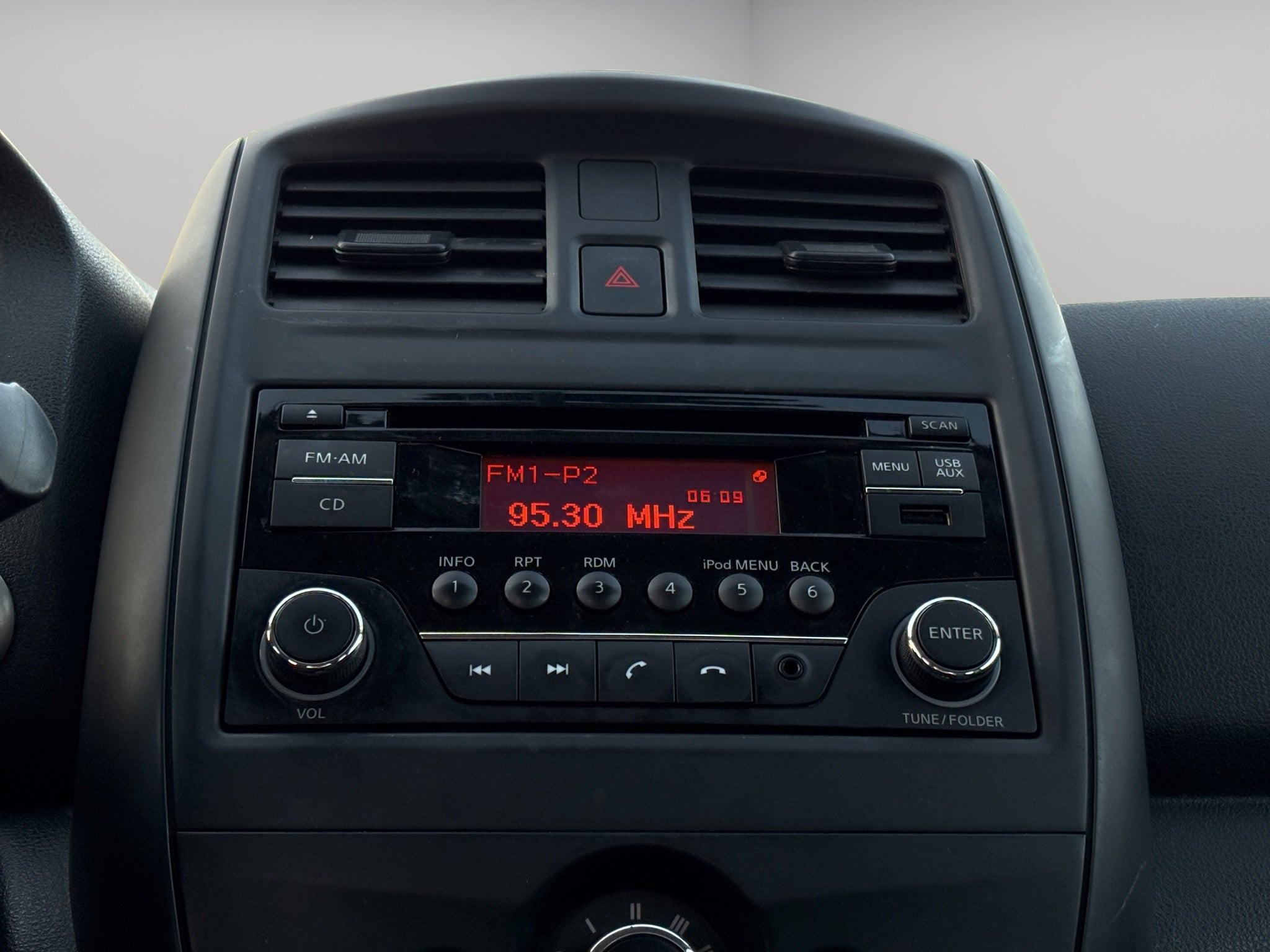 2018 Nissan Versa 4 pts. Sense, TA, a/ac., VE