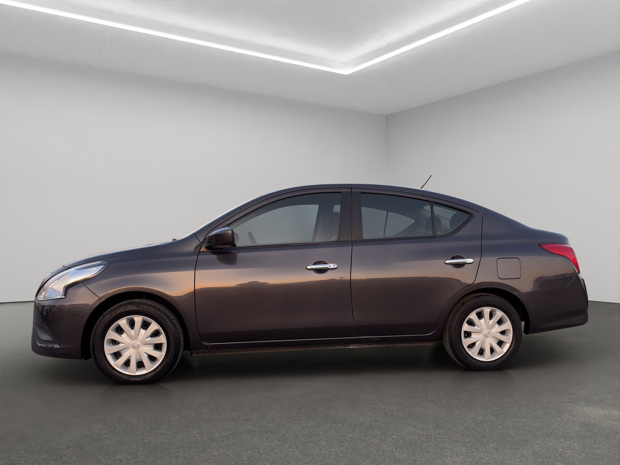2018 Nissan Versa 4 pts. Sense, TA, a/ac., VE