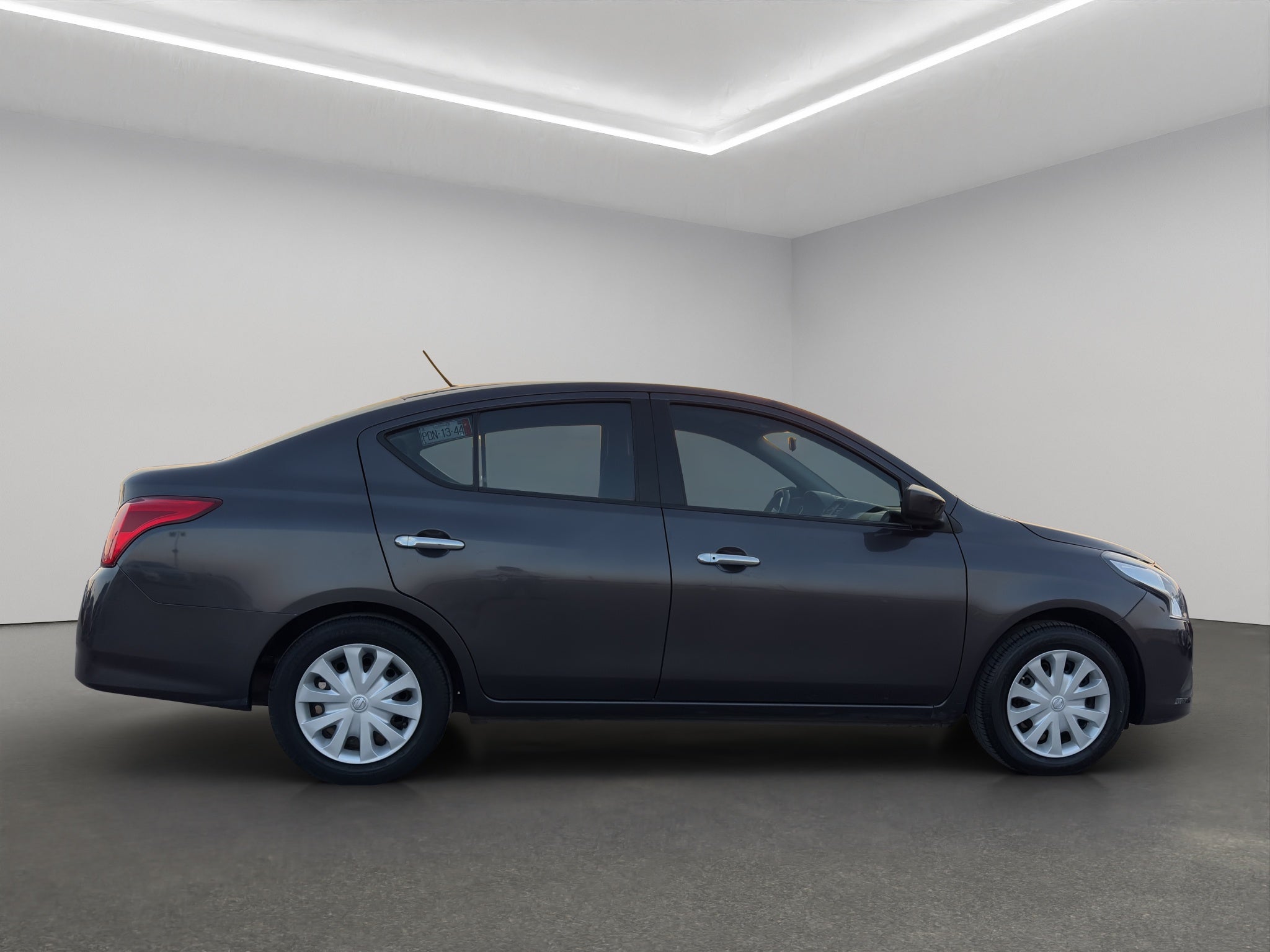 2018 Nissan Versa 4 pts. Sense, TA, a/ac., VE