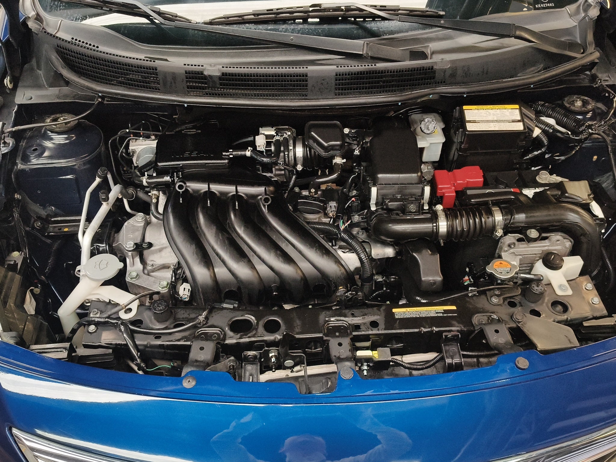 2019 Nissan Versa 4 pts. Advance, TM5, a/ac., VE, f. niebla, RA-16 (línea anterior)