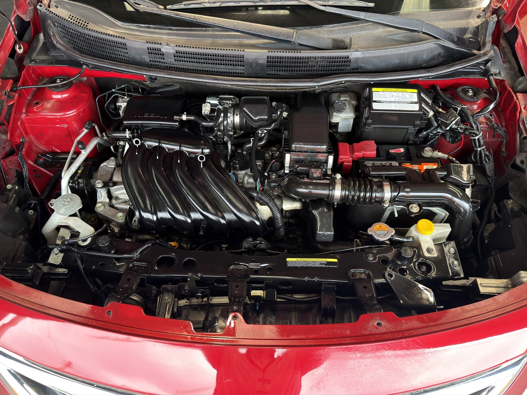 2019 Nissan Versa 4 pts. Sense, TM5, a/ac., VE (línea anterior)