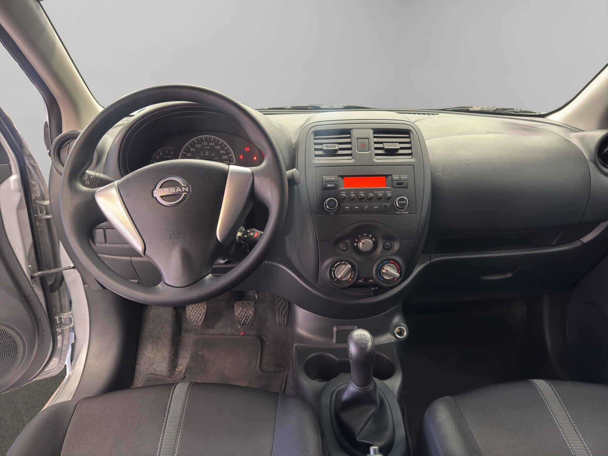 2024 Nissan V-Drive 4 pts. TM5, a/ac., VE, audio, RA-15