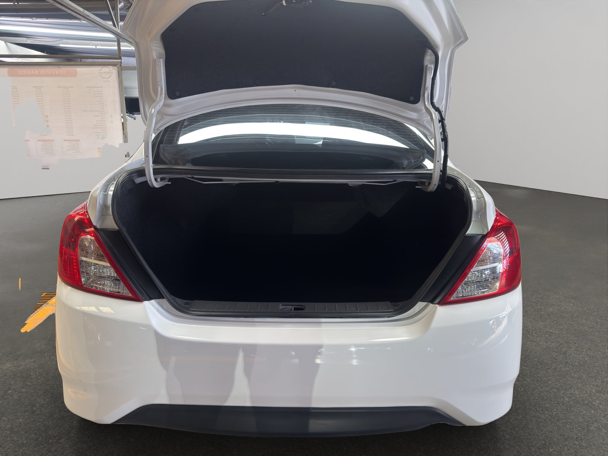 2024 Nissan V-Drive 4 pts. TM5, a/ac., VE, audio, RA-15