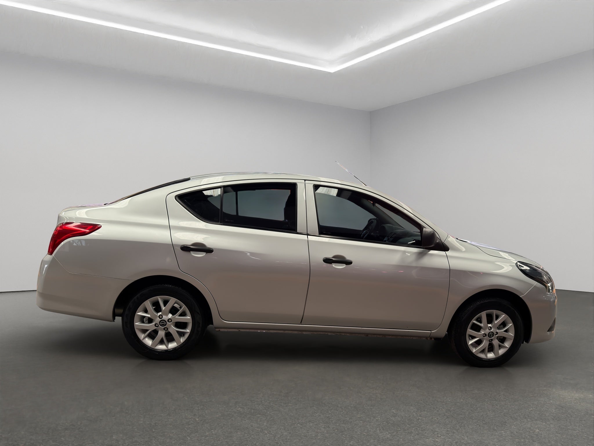 2024 Nissan V-Drive 4 pts. TM5, a/ac., VE, audio, RA-15