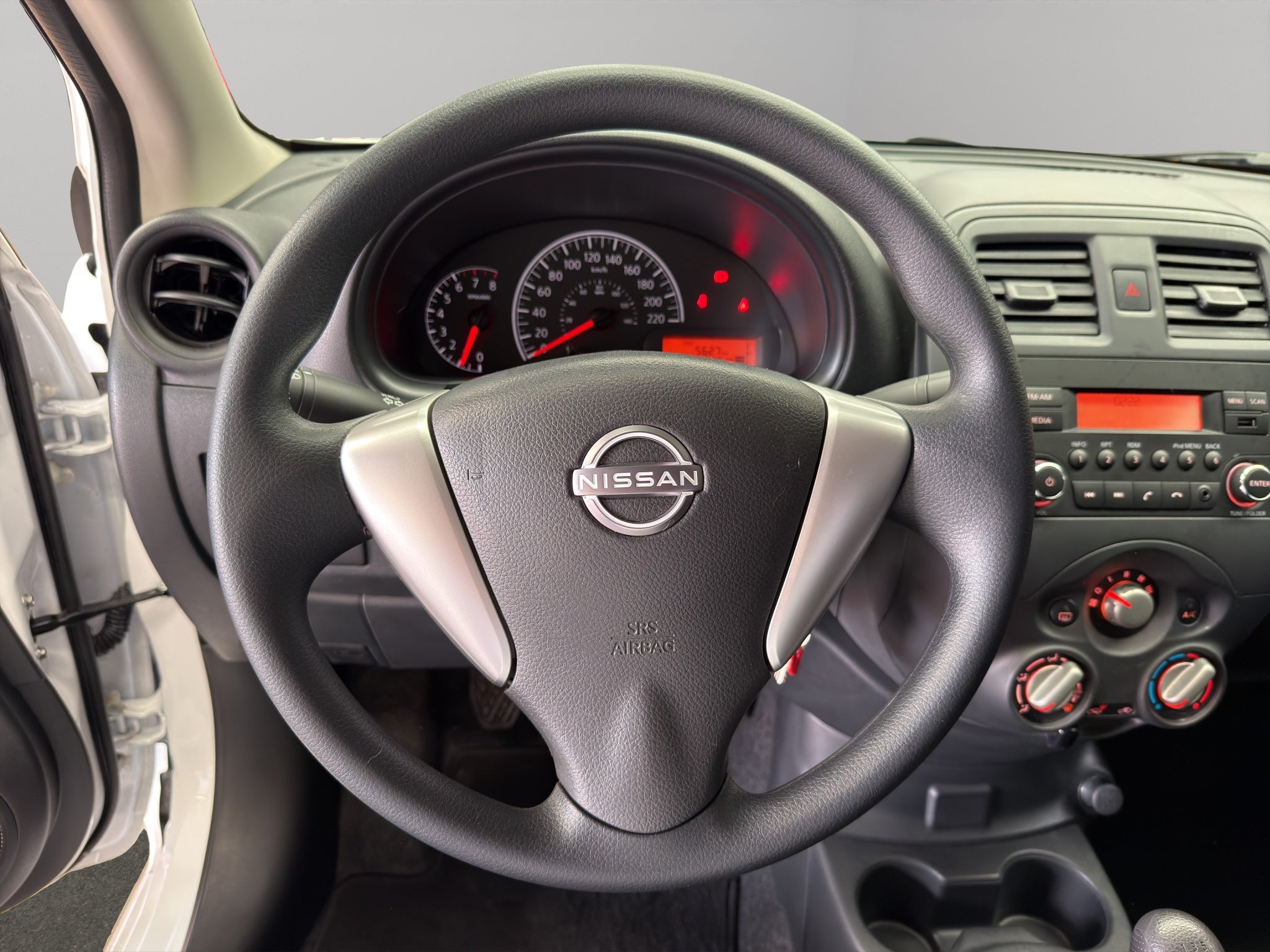 2025 Nissan V-Drive 4 pts. TM5, a/ac., VE, audio, RA-15