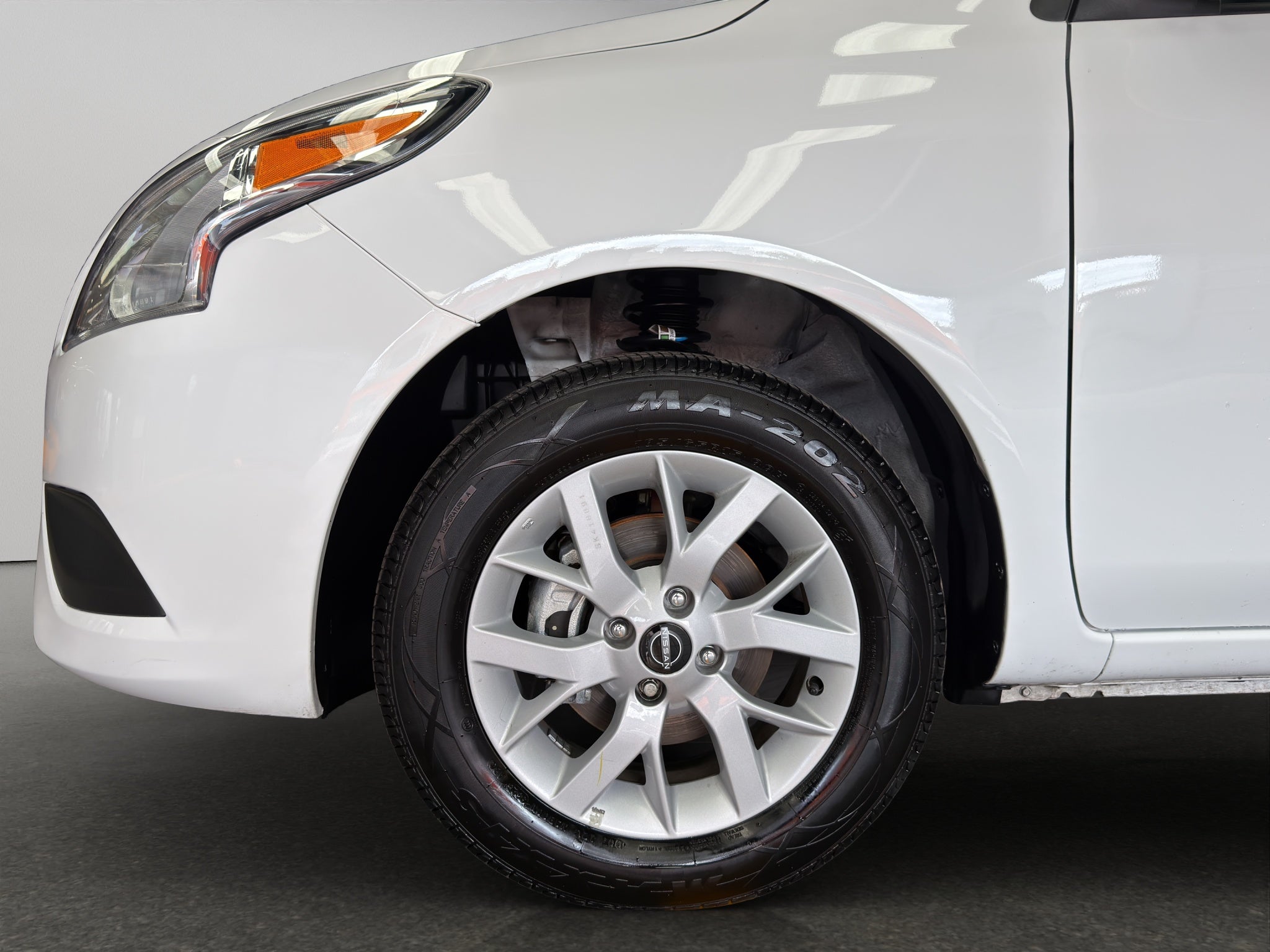 2025 Nissan V-Drive 4 pts. TM5, a/ac., VE, audio, RA-15