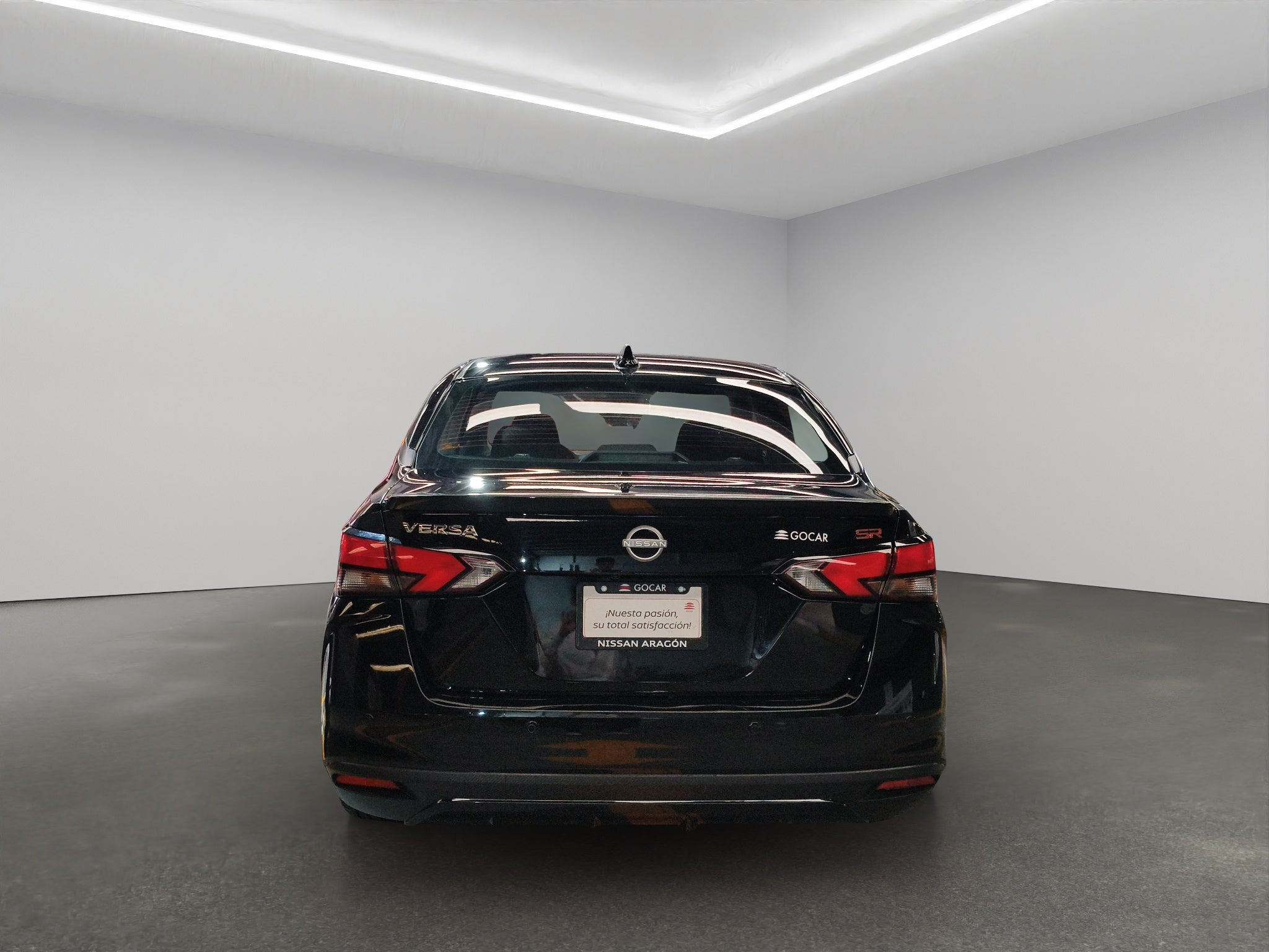 2024 Nissan Versa 4 pts. SR, TA, a/ac. Aut., f. niebla, f. led, spoiler, RA-17
