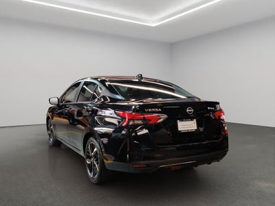 2024 Nissan Versa 4 pts. SR, TA, a/ac. Aut., f. niebla, f. led, spoiler, RA-17
