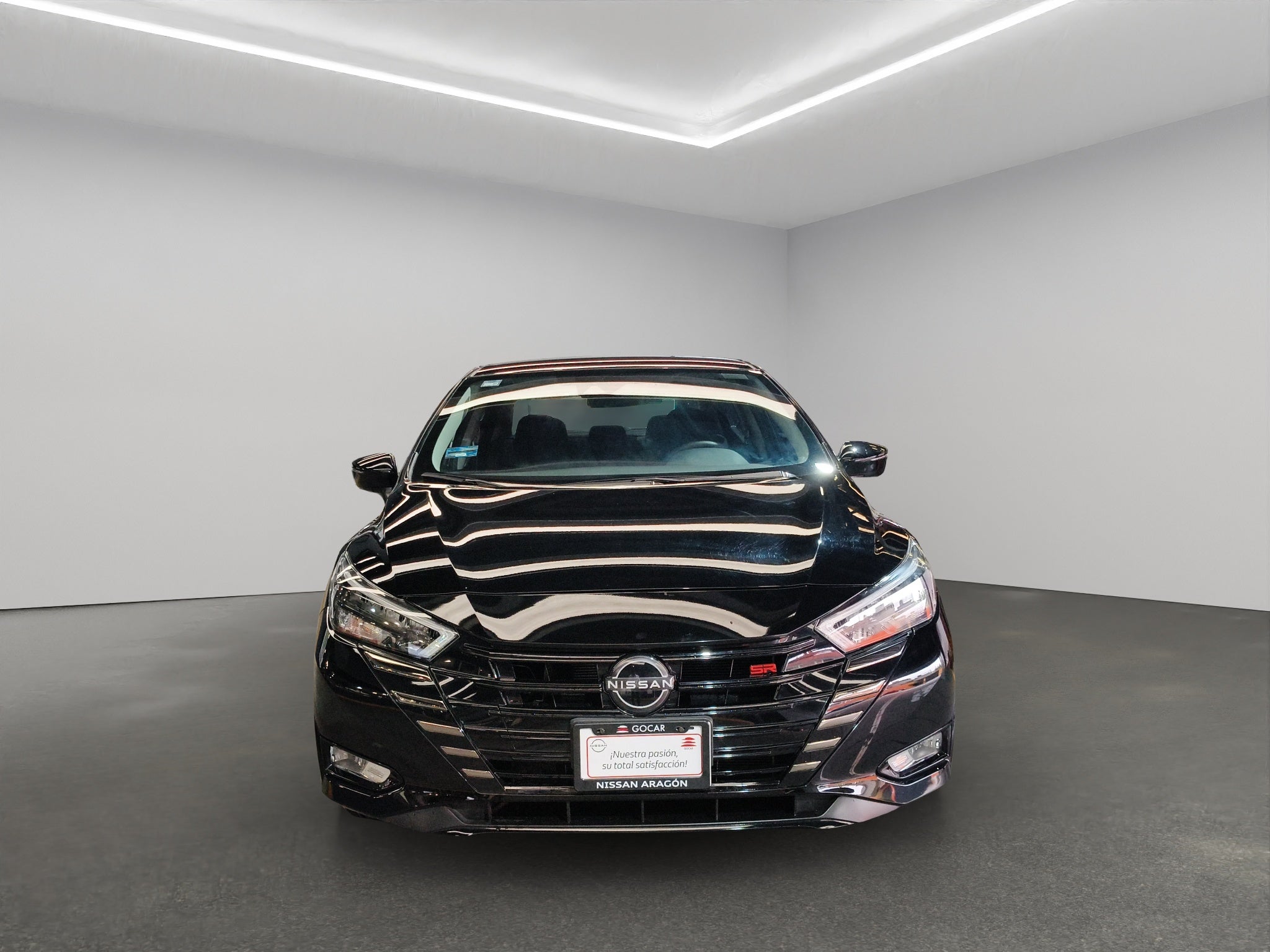 2024 Nissan Versa 4 pts. SR, TA, a/ac. Aut., f. niebla, f. led, spoiler, RA-17