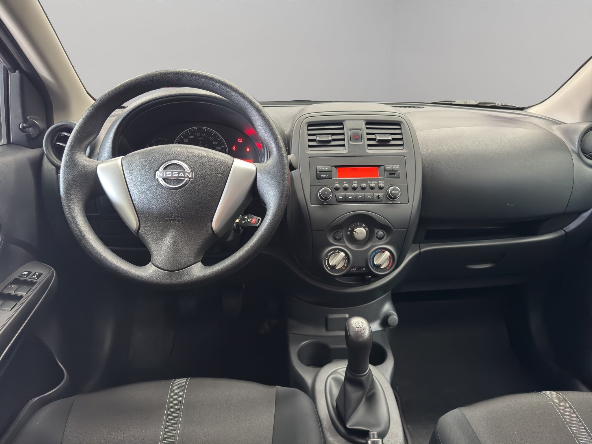 2025 Nissan V-Drive 4 pts. TM5, a/ac., VE, audio, RA-15