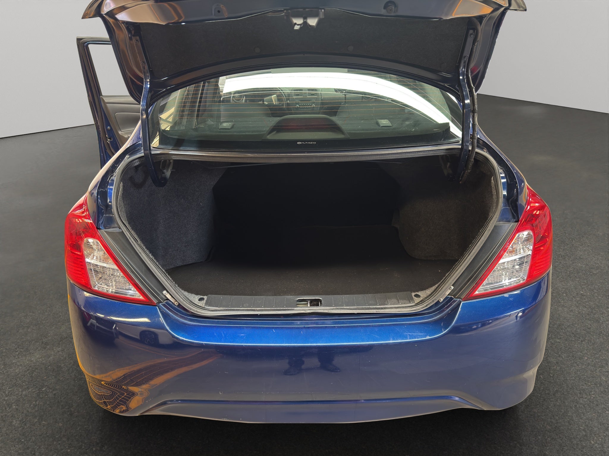 2023 Nissan V-Drive 4 pts. Base, TM5, a/ac., VE, RA-15