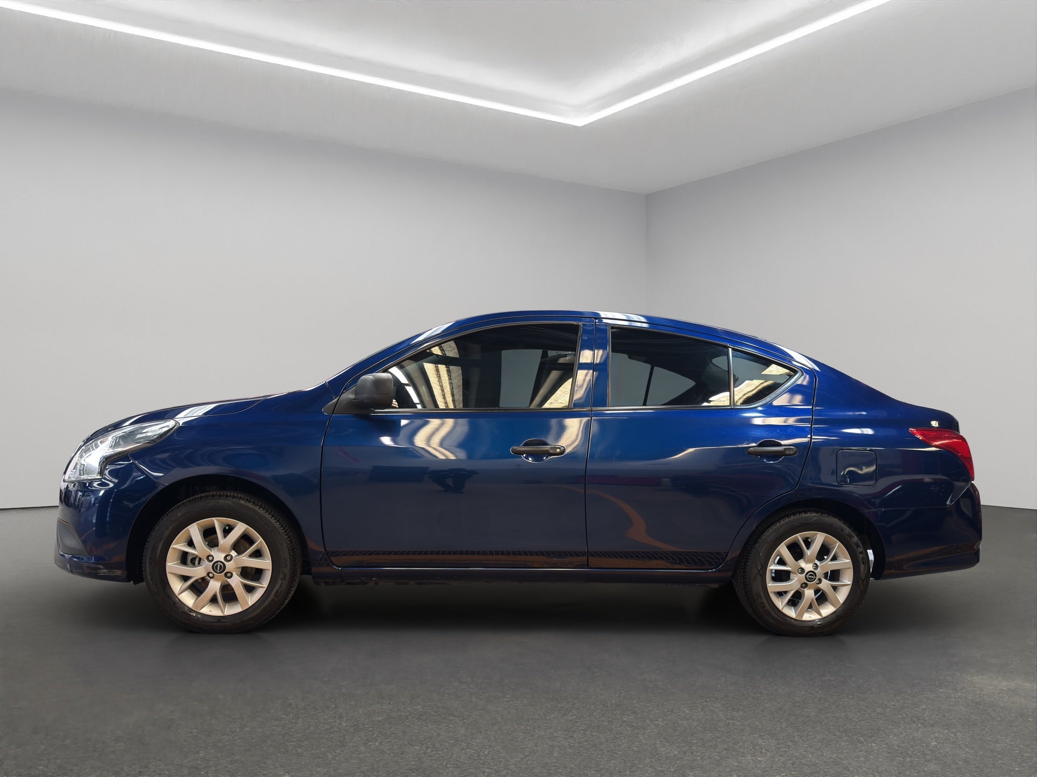 2023 Nissan V-Drive 4 pts. Base, TM5, a/ac., VE, RA-15