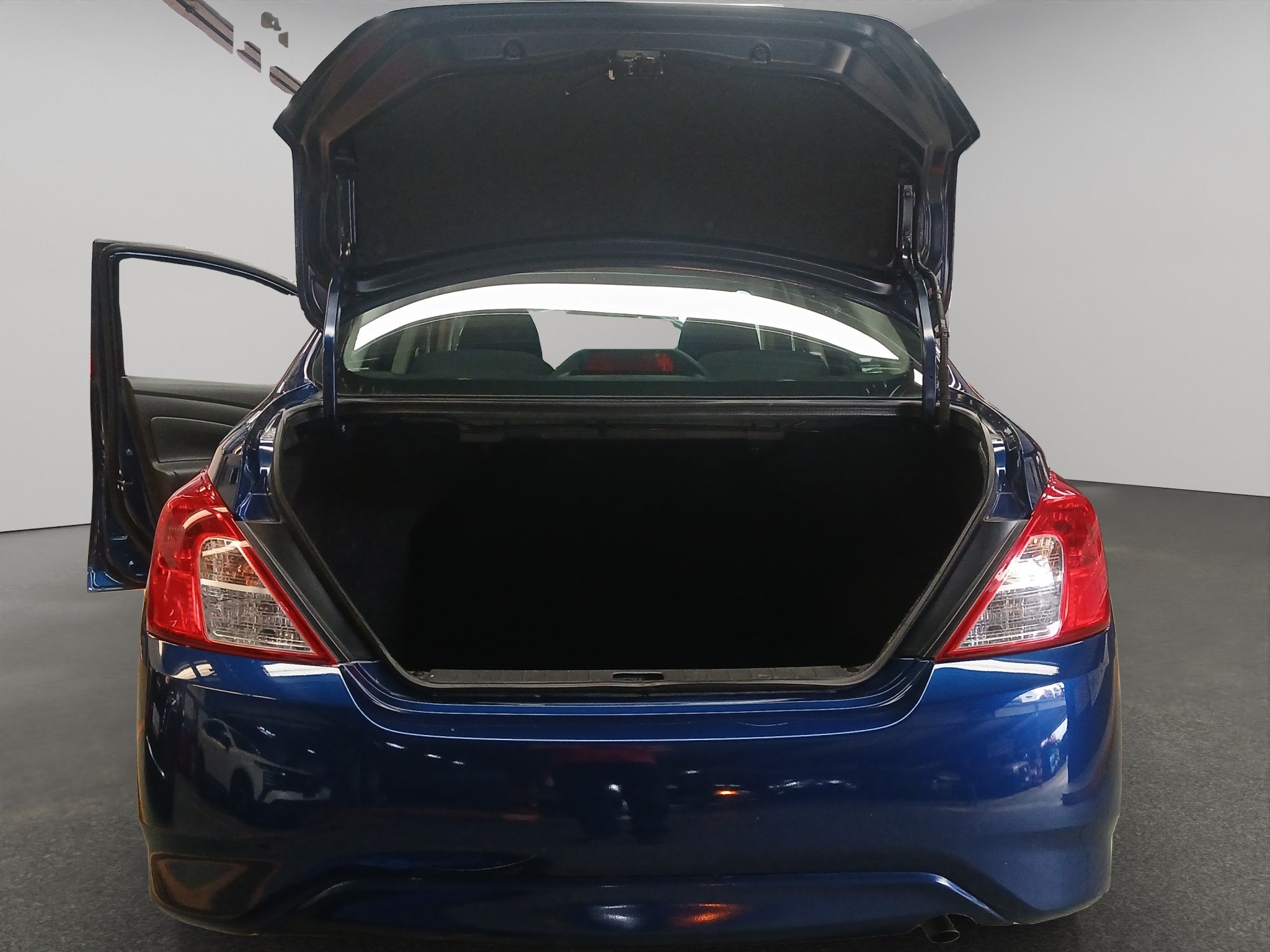 2024 Nissan V-Drive 4 pts. TM5, a/ac., VE, audio, RA-15