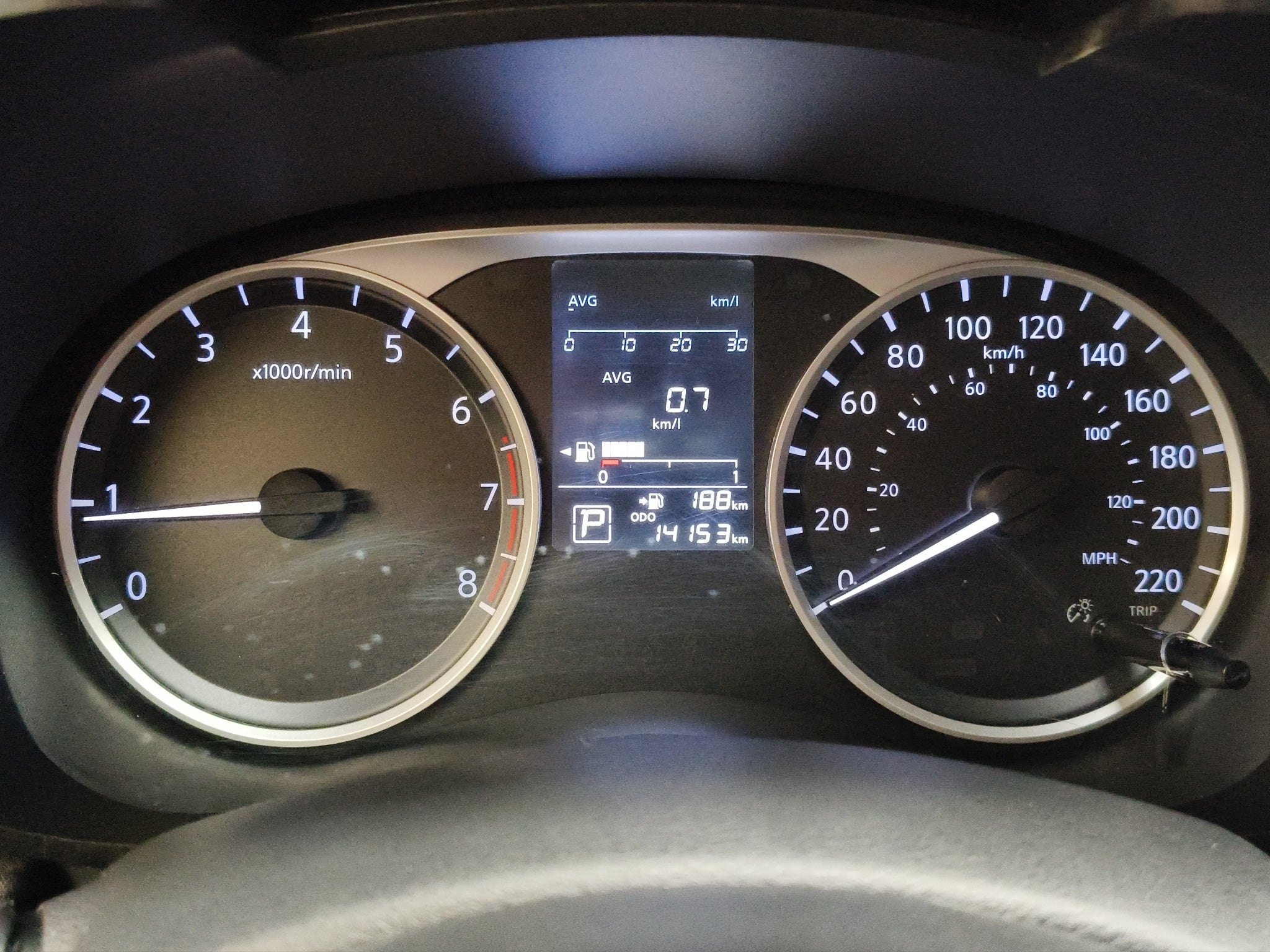2025 Nissan Versa 4 pts. Sense, CVT, a/ac., R-15 (línea anterior)