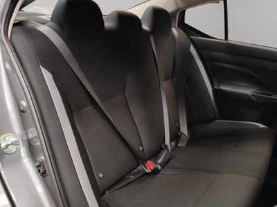 2025 Nissan Versa 4 pts. Sense, CVT, a/ac., R-15 (línea anterior)