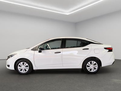 2025 Nissan Versa 4 pts. Sense, CVT, a/ac., R-15 (línea anterior)
