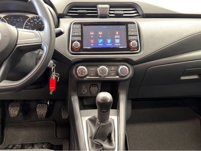 2024 Nissan Versa 4 pts. Sense, TM5, a/ac., R-15