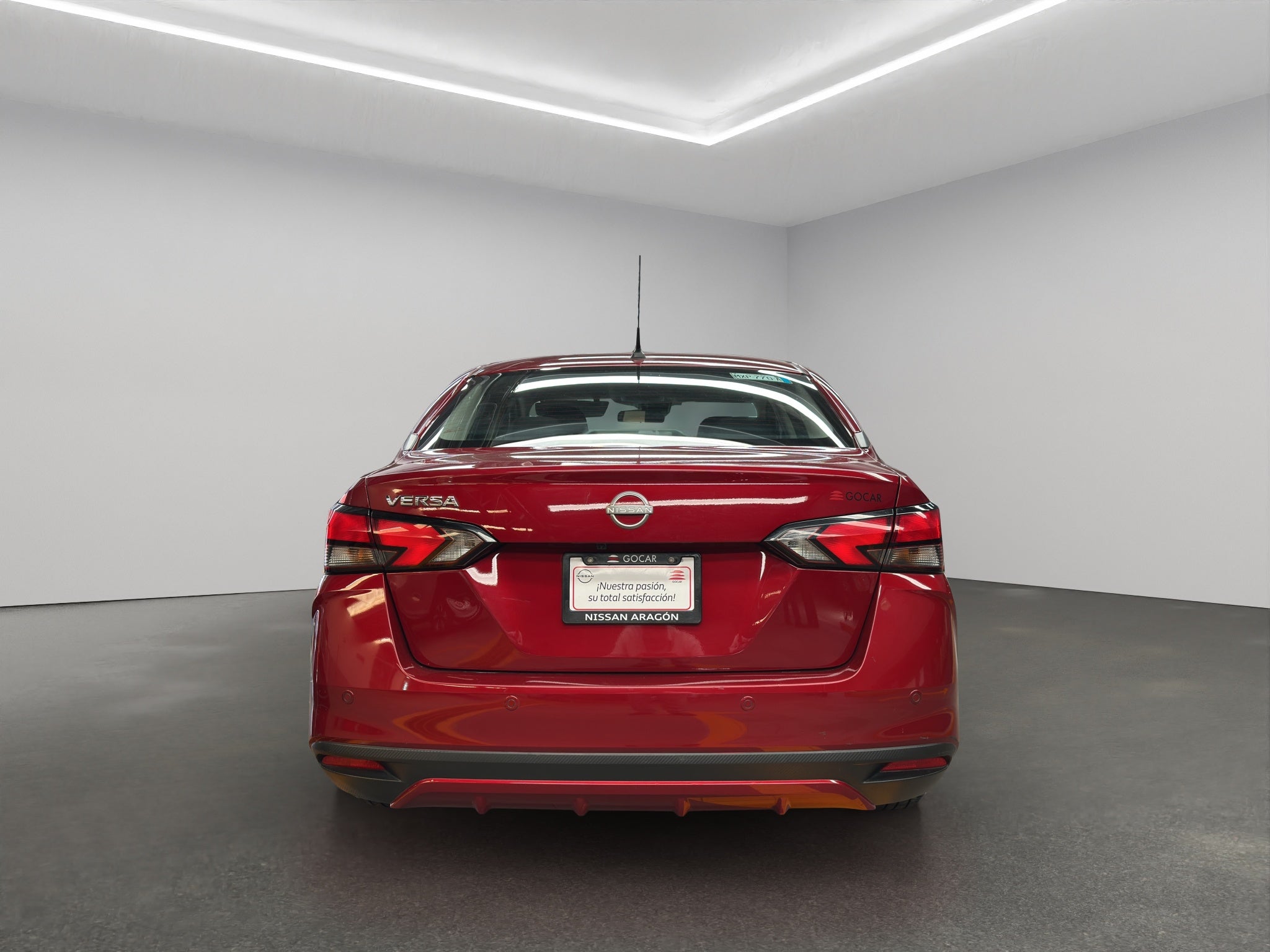2024 Nissan Versa 4 pts. Advance, CVT, a/ac., f. niebla, RA-16