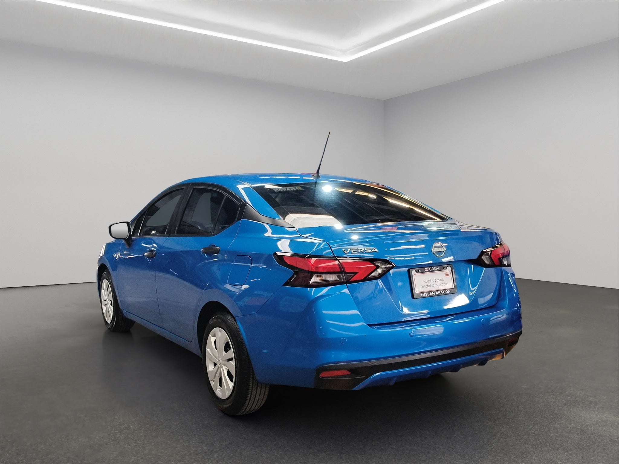 2025 Nissan Versa 4 pts. Sense, CVT, a/ac., R-15 (línea anterior)
