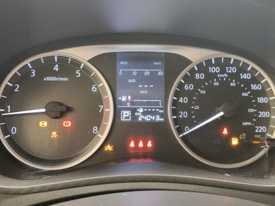 2025 Nissan Versa 4 pts. Sense, CVT, a/ac., R-15 (línea anterior)