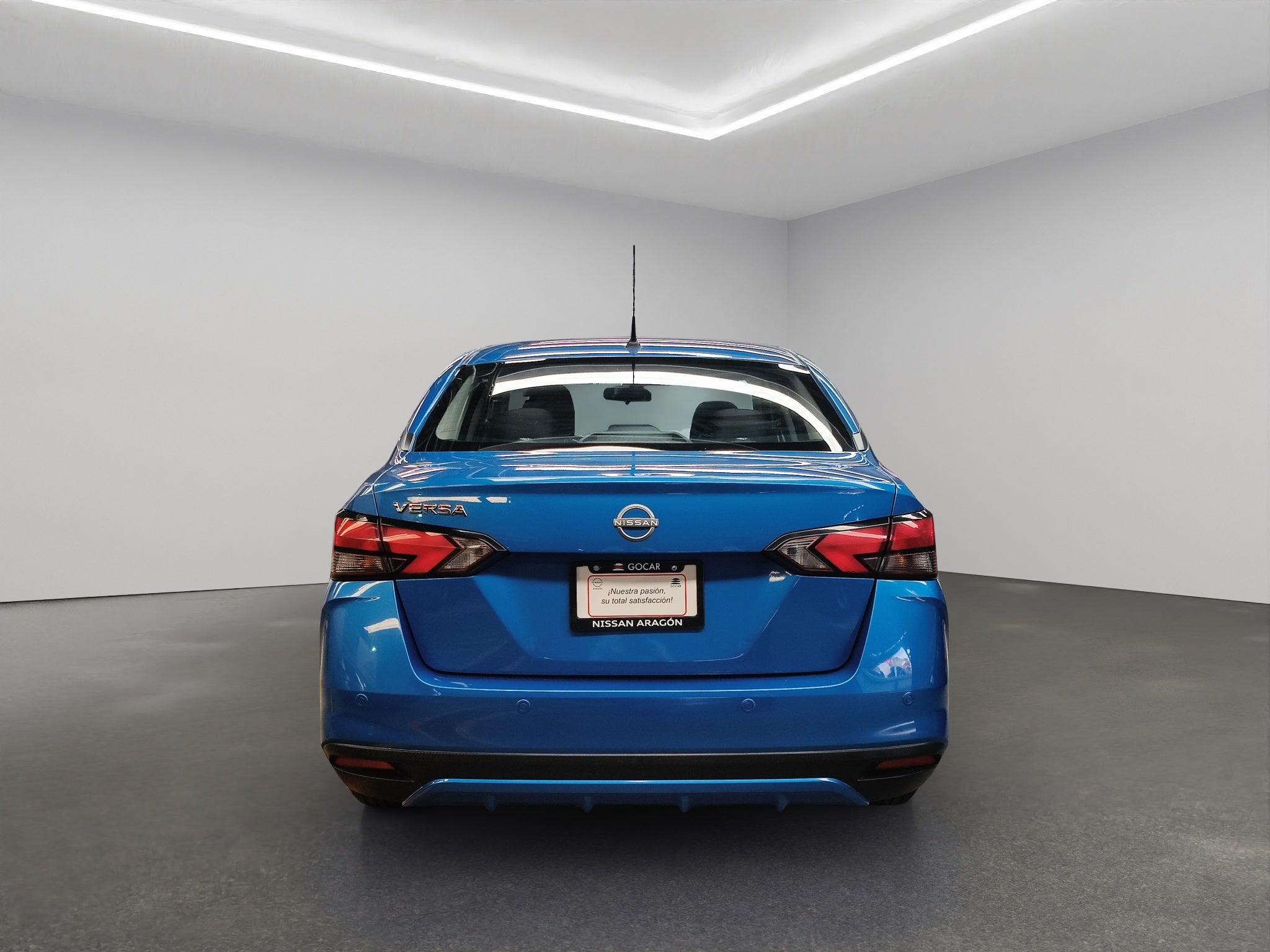 2025 Nissan Versa 4 pts. Sense, CVT, a/ac., R-15 (línea anterior)